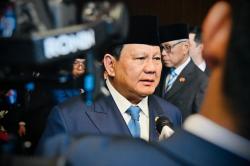 Hadiah Hardiknas, Prabowo akan Beri Rp300.000 per Bulan untuk Guru Honorer