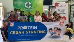 Salurkan 10.800 Telur, Alfamidi Medan Rampungkan Program Protein Cegah Stunting