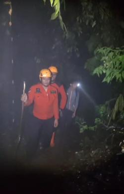 Tim Gabungan Pencari Survivor Gunung Saeng Terkendala Hujan dan Kabut