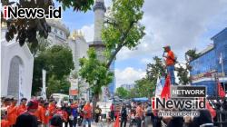 “Rumah untuk Buruh, Bukan Janji”: Seruan May Day 2025 Menggema di Kantor Gubernur Sumut