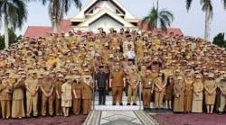 Ratusan Pegawai PPPK dan CPNS 2024 Terima SK Pengangkatan dari Bupati Lamandau