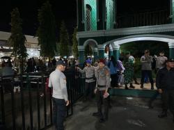 Amankan Keberangkatan Calon Jemaah Haji, Kapolres Sinjai Kerahkan 74 Personel