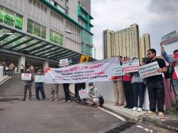 Warga Apartemen Bale Hinggil Surabaya Demo, Tuntut Kejelasan Status Kepemilikan dari Pengembang
