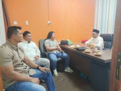Pengacara Natalis Zega Laporkan Mangihut Rajagukguk ke BK DPRD Batam