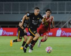 Jamu Dewa United, Kemenangan Menjadi Harga Mati Laskar Antasari untuk Jauhi Zona Degradasi