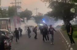 Demo Hari Buruh di Semarang Ricuh, Jurnalis hingga Anggota Pers Mahasiswa Terluka