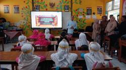 Hardiknas 2025, Wali Kota Tasikmalaya Turun ke Sekolah Ajak Siswa Cinta Kebersihan dan Sejarah Islam