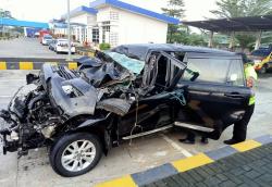 Kecelakaan Maut Mobil Rombongan Gus Alam Bertabrakan Vs Truk Fuso di Tol Pemalang, 2 Orang Tewas