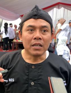 Ketua DPRD Karawang Ajak Masyarakat Lestarikan Seni Tari Daerah
