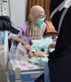 Siswi Cantik Kelas X SMA di Lombok Timur Buang Bayi di Toilet Puskesmas