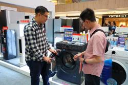 Pameran di Supermall, UFO Electronics Hadirkan Promo Cicilan 0% dan Undian Berhadiah 2 Miliar