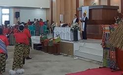 Ragam Budaya Timor dan Tionghoa Meriahkan Ibadah Minggu di GMIT Sion Oepura