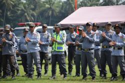 Bupati Banyumas Ajak Satlinmas Jadi Garda Terdepan Keamanan Lingkungan