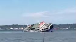 Kapal Ferry Mukhlisa Tenggelam di Teluk Balikpapan, Dua ABK Hilang
