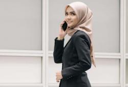 Inspirasi OOTD Hijab ke Kantor yang Wajib Anda Coba