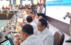 Sudah Mundur dari Kepala PCO, Hasan Nasbi Masih Nonggol di Sidang Kabinet Paripurna