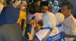 Tergabung Kloter 17, Ratusan Calon Haji Pandeglang Dilepas! Fakta Jumlah Perempuan Mengejutkan