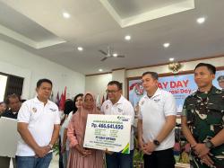 Bupati Deliserdang Serahkan Santunan di May Day 2025, Tekankan Program Kesejahteraan Pekerja