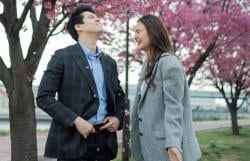 Luna Maya dan Maxime Bouttier Nikah di Bali, Minta Privasinya Dihormati