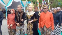 Tradisi Penganten Tebu Kembali Digelar di PG GMM Blora Setelah Enam Tahun Vakum