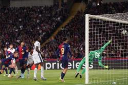 Duel Inter Milan vs Barcelona Malam Ini: Lewandowski Kembali, Lautaro Diragukan