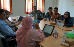 Kunjungi Unigoro, Pengelola Geopark Kawah Ijen dan Raja Ampat Lirik Riset Geopark Wonocolo