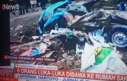 Truk Pasir Nyelonong, Angkot Rombongan Takziah Ditabrak, 10 Nyawa Melayang