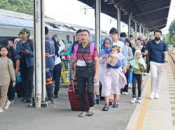 Sambut Libur Waisak, KAI Daop 3 Cirebon Sediakan 23 Ribu Tiket Kereta Api