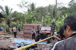 Kronologi Kecelakaan Maut Truk Pasir di Purworejo Tabrak Angkot 11 Orang Tewas