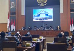 DPRD Buka Layanan Pengaduan, Soroti Penahanan Ijazah oleh Perusahaan