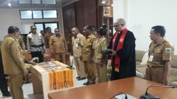 Bupati TTS Lantik Pj Kepala Desa Atasi Vakum Pelayanan Akibat Dana Desa Bermasalah
