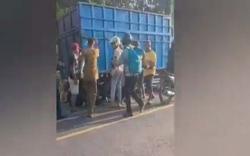 Kecelakaan Tragis Pelajar Kendarai Motor Tabrak Truk Batubara Alami Luka Parah