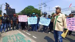 Warga Jombang Demo Kenaikan PBB dan NJOP, Sebut Jual Beli Jabatan