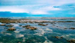 Liburan Seru ke Garut, Ini 5 Pantai Favorit yang Paling Populer di 2025