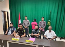 Diduga Korupsi Dana Hibah Pembangunan, Bendahara Sekolah di Probolinggo Ditahan