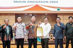 DPRD Lamongan Terima Raperda Pertanggungjawaban Pelaksanaan APBD 2024