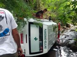 Kronologi Mobil Ambulance di Manggarai Timur Terperosok ke Jurang