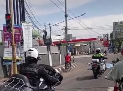 Konvoi Moge Terekam Terobos Lampu Merah di Sragen, Satlantas: Bukan Pengawalan dari Kami