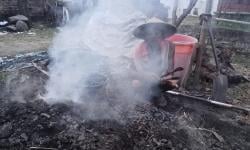 Tasripin Perajin Arang Kayu di Pemalang, Kebanjiran Pesanan Jelang Idul Adha