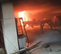 Kafe di Jalan Senopati Terbakar, 13 Mobil Damkar Berjibaku Padamkan Api Panel Listrik