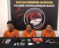 Miliki Puluhan Gram Sabu, Satu Pria Dua Perempuan di Kotawaringin Barat Dibekuk Polisi