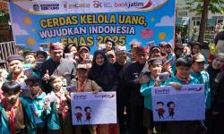 Dukung Literasi Keuangan di Banyuwangi, Bank Jatim Bukakan Rekening 1000 Siswa