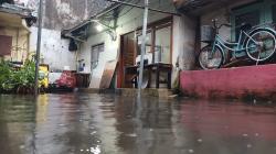 Diguyur Hujan Deras, Kampung Selakaso di Tasikmalaya Terendam Banjir Akibat Luapan Sungai