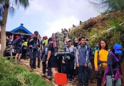 Long Weekend, Ratusan Pendaki Padati Jalur Pendakian Gunung Prau via Patakbanteng