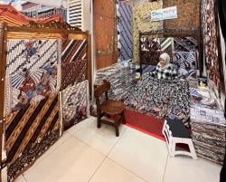 Batik Lilin dari Tasikmalaya Tembus Pasar Jepang