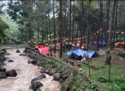 Bumper Leles, Surga Tersembunyi di Majalengka yang Tawarkan Sensasi Camping di Tengah Alam Asri