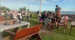 Serunya Liburan Keluarga di Pantai Pasput Cihara: Gratis Masuk, View Keren!