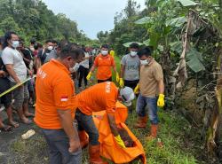 Jasad Wanita Tanpa Identitas Ditemukan Warga di Semak Dekat Sungai, Polisi Lakukan Penyelidikan