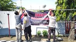 Gencarkan Imbauan Anti-Premanisme di Nganjuk, Polisi Pasang Banner di Titik Strategis