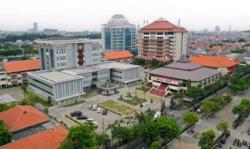 Untag Surabaya Gelar Lomba Sketsa dan Lukis Tembok Koblen SMA, Buruan Pemenang dapat Beasiswa!